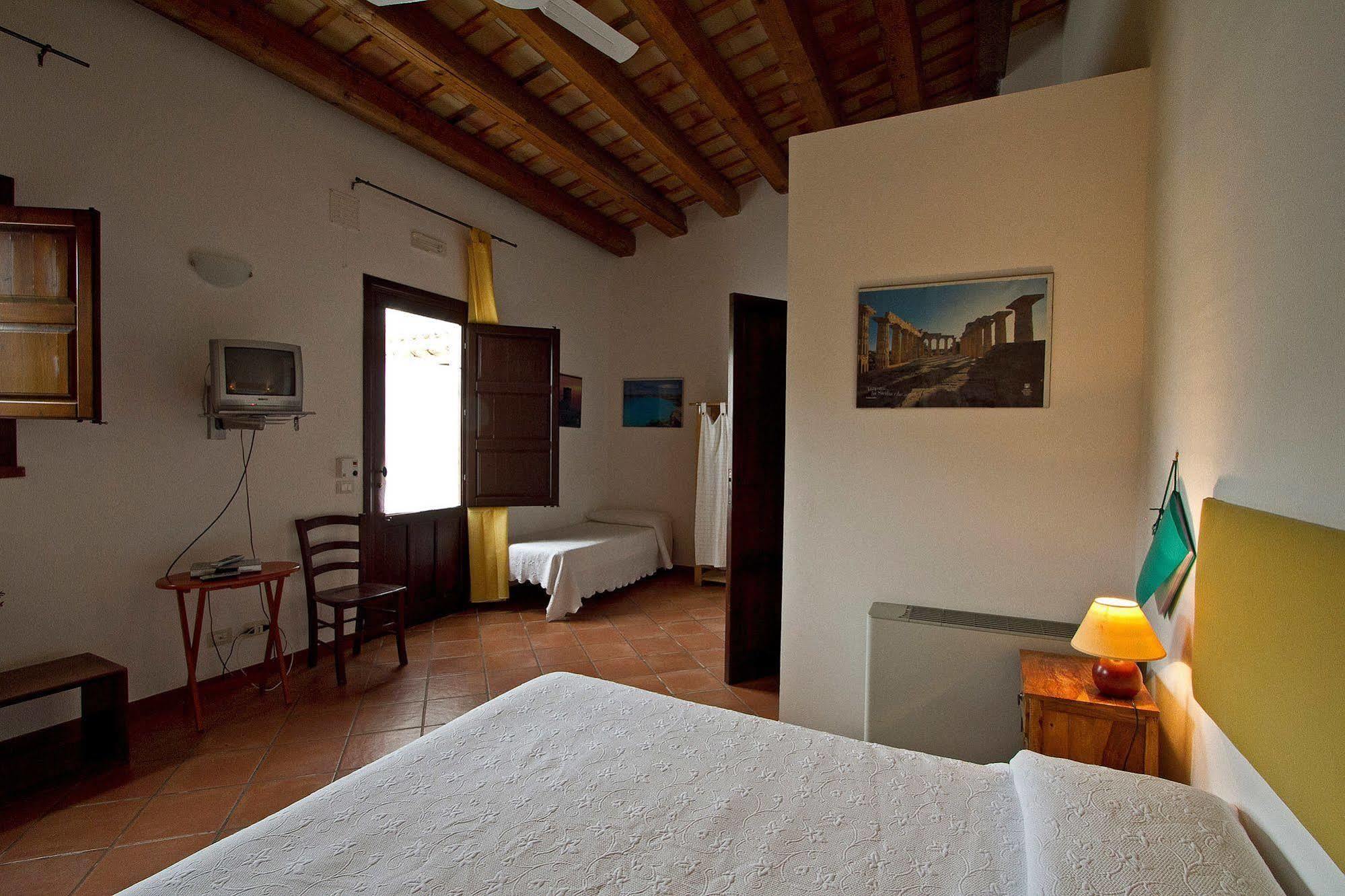 Case Colomba Apartamento Buseto Palizzolo Exterior foto
